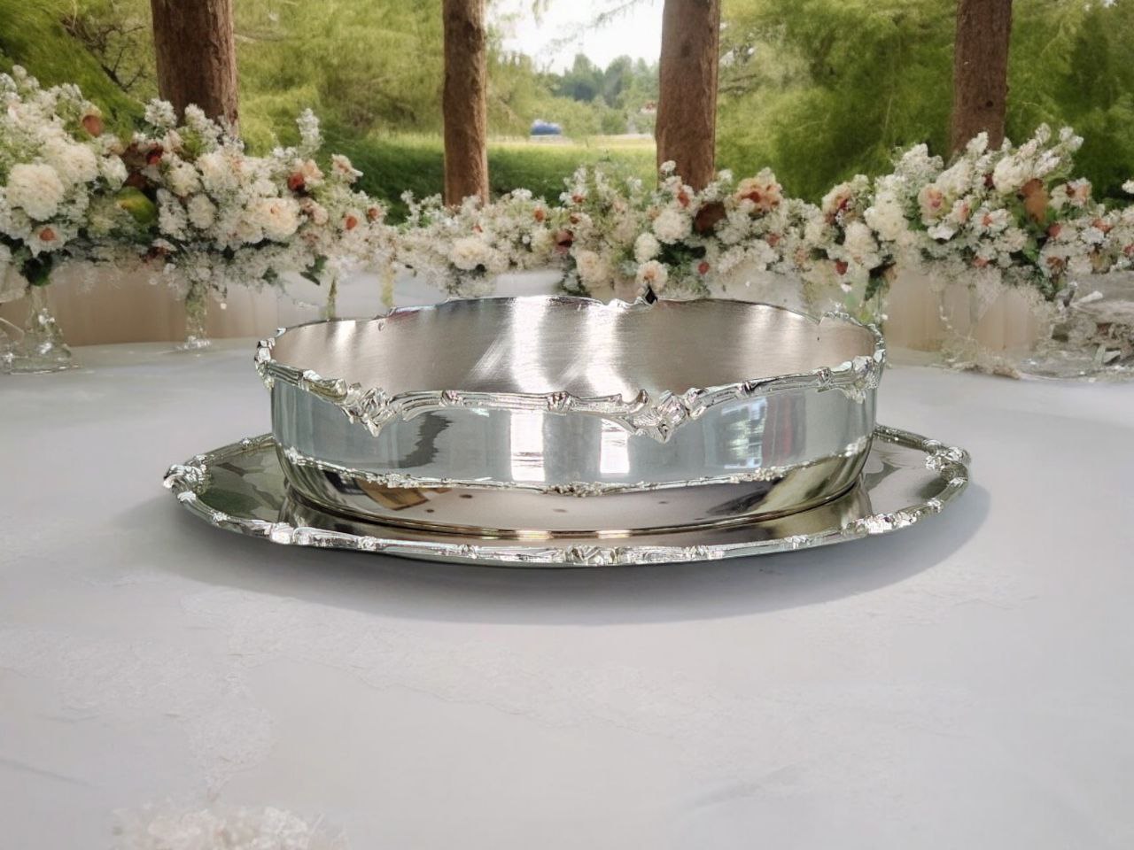 Elegant Silver-Coated Copper Serving Platter – Luxurious Design for Special Occasions